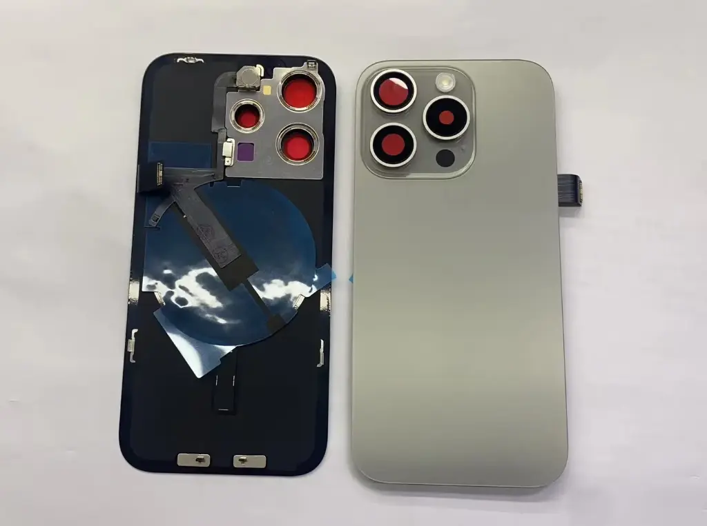 iPhone 15Pro バックガラス （レンズ＆MagSafe付き）互換品 ナチュラル ロゴなし