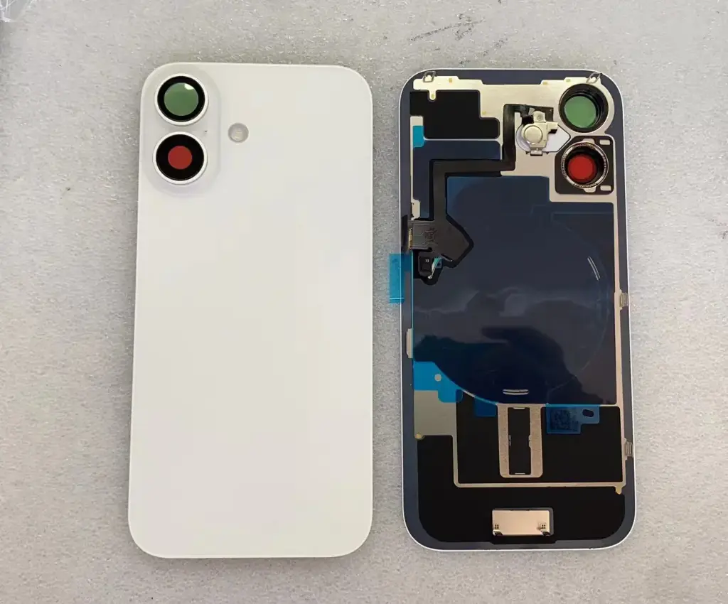 iPhone16バックガラス（レンズ＆MagSafe付き）互換品 白 ロゴなし