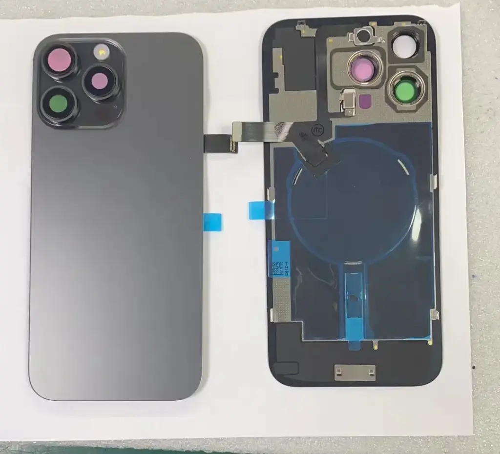 iPhone 16ProMaxバックガラス（レンズ＆MagSafe付き）互換品 黒 ロゴなし