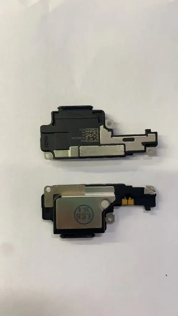 Google Pixel 8a ラウドスピーカー