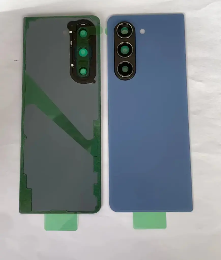 Galaxy Z Fold5 バックパネル アイシーブルー