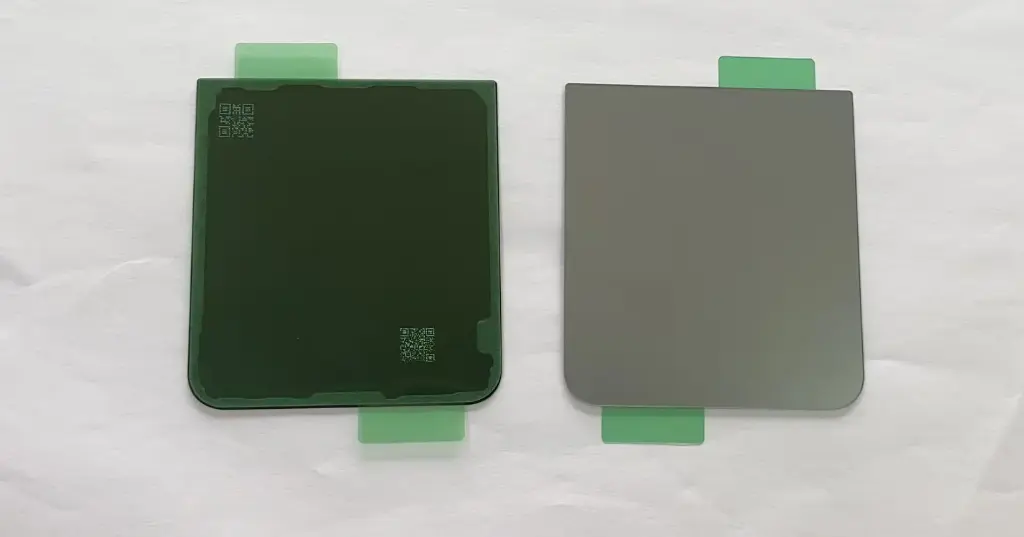 Galaxy Z Flip6 バックパネル 下 シルバー