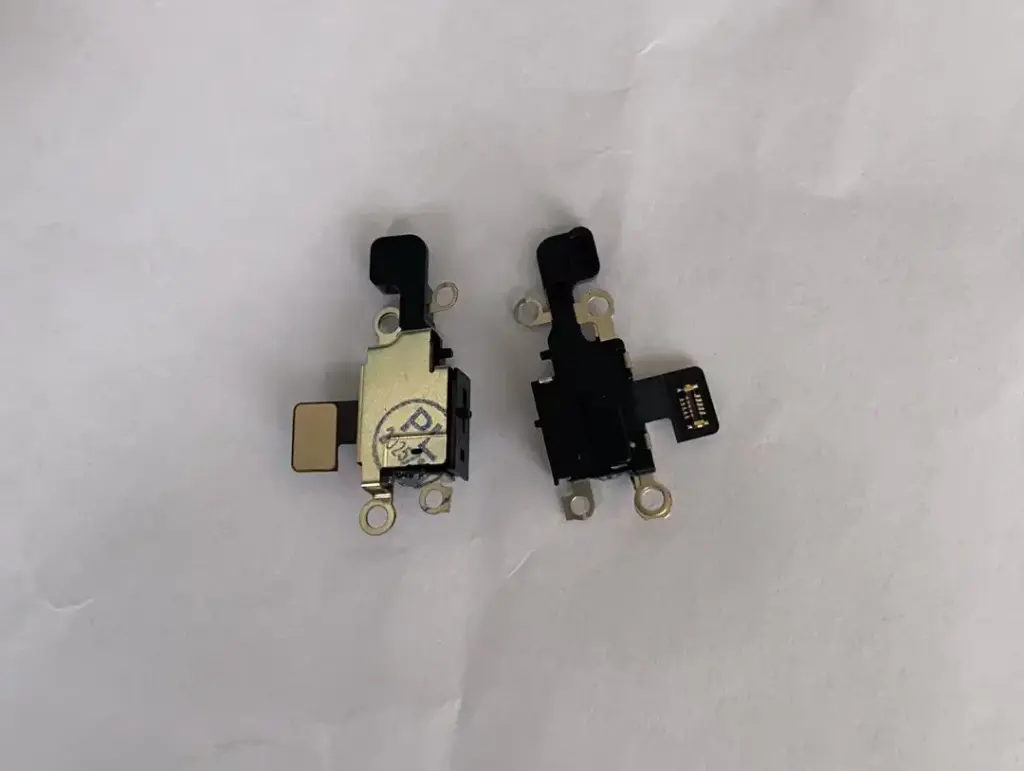 iPhone 16 マイクフレックスケーブル