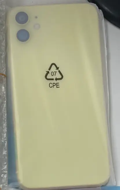 iPhone 11 バックガラス(フレーム一体型)互換品 イエロー ロゴなし