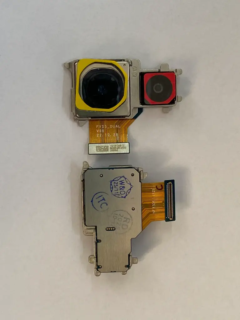 Xperia 1 V｜Xperia 1 VI ｜5 V アウトカメラ 超広角・広角