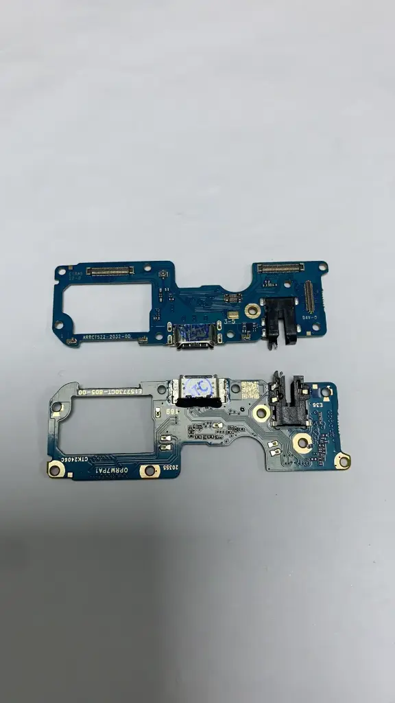 OPPO Realme 7 Proドックコネクター（基板付き）