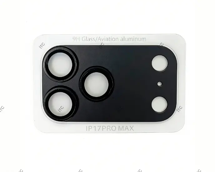 iPhone 17 Pro Max カメラレンズカバーブラック
