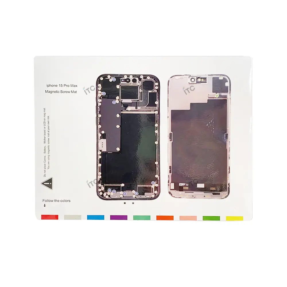 iPhone 15 Pro Max  磁気ネジマット
