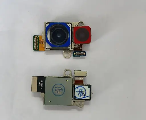 [S3096] Galaxy Z Flip4  バックカメラ