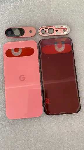 [L5773] Pixel 9 バックパネル レッド